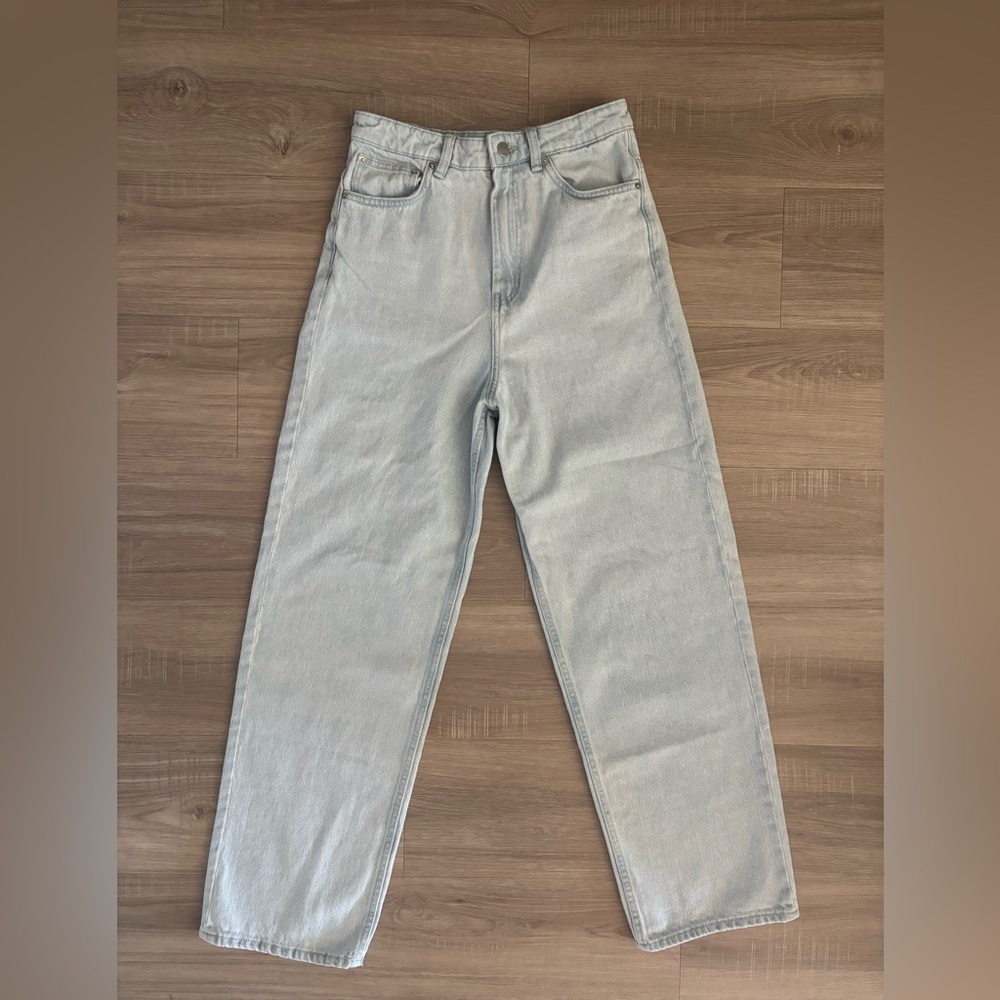 Zara TRF Women's Light Wash Jeans size 4